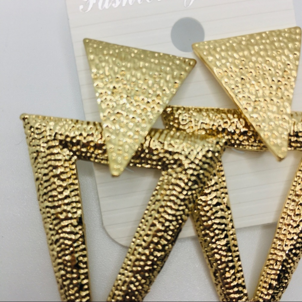 EARRINGS GEOMETRIC HAMMED GOLD TONE! Pierc… - Picture 4 of 6